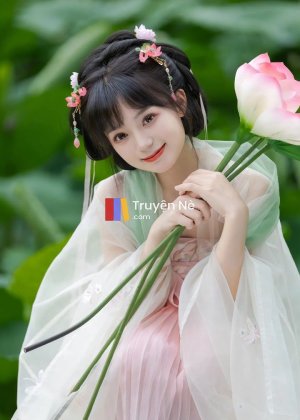 Bớt Hoa Sen Vàng và Cuộc Đời Nữ Chính