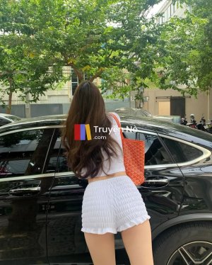 Cuộc Gặp Gỡ Kỳ Lạ Tại Quầy Thịt