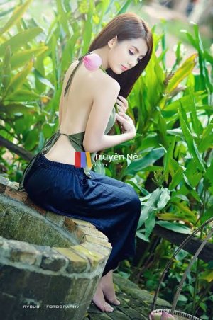 Người Vợ Bán Cá Quay Về